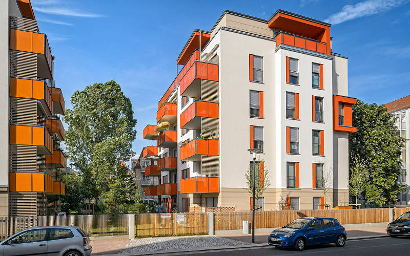 Zur Ansicht Stadtpalais Laureen AKTIVA Bauträger GmbH