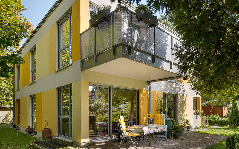 Zur Ansicht Zweifamilienvilla in Dresden Plauen AKTIVA Bauträger GmbH